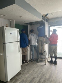 Removing Schooner Kitchen Cabinets